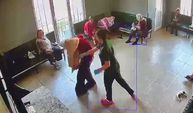 Yaşlı bakım merkezinde skandal görüntüler