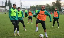 Sakaryaspor, Ümraniyespor deplasmanında üç puan peşinde