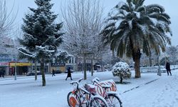 Sakarya beyaz gelinliğini giydi