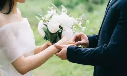 Yeni evlenen çiftlere 20 firmadan indirim!