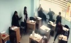 Sınıfa girip öğrenciye bıçakla saldırdı!
