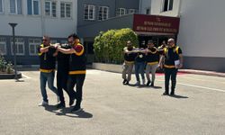 Kıskançlık krizine girip kafe kurşunlattı
