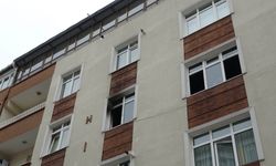 Babasına kızıp evi ateşe verdi!