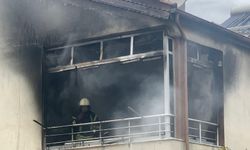 Boşandığı eşi ile tartışan öfkeli koca benzinle evini yaktı