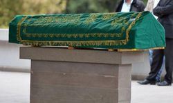 2 Çocuk annesi kanserle mücadelesini kaybetti