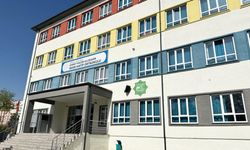 Ortaokulda akılalmaz iddia: ''Başörtüsü takmazsa okula almam''