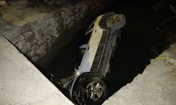 Sulama kanalına uçan otomobilde 2 kişi boğuldu!