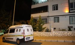 Sigara içerken balkondan düştü!