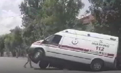 Ambulans kanala düştü!