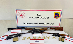 Ruhsatsız silahlar ele geçirildi: 1 tutuklama!