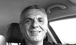 Karasulu esnaf evinin çatısında iple asılı halde bulundu!