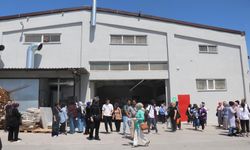 Fabrikanın tavanı çöktü: Yaralılar var!