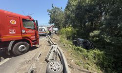 Kontrolden çıkan araç şarampole devrildi: 6 yaralı