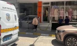 Kendini asan esnaf kadın hayatını kaybetti