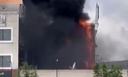 Serdivan'da yangın paniği: İş yeri alev alev yandı!