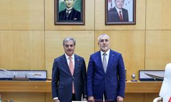 Bakan Işıkhan, Büyükşehir Belediyesi’ni ziyaret etti!