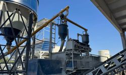Fabrika işçisi beton mikserine düşerek can verdi!