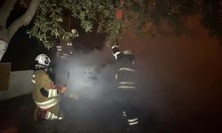 Park halindeki otomobil alev aldı