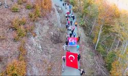 Atatürk'ü yürüyüşle andılar