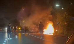 Motosiklet alev topuna döndü!