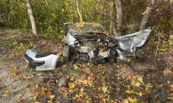 Peş peşe yaşanan kazada aynı aileden 3 kişi yaralandı