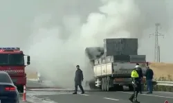 Tır alev topuna döndü