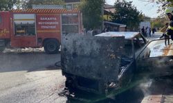 Araba alev topuna döndü