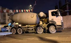Temizlediği beton mikserine düşerek hayatını kaybetti