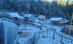 Çiğdem Yaylası beyaza büründü