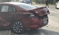 İki otomobil çarpıştı: 5 yaralı