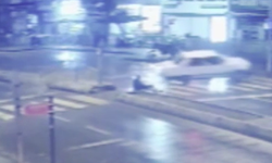 Alkollü ve ehliyetsiz sürücü dehşet saçtı