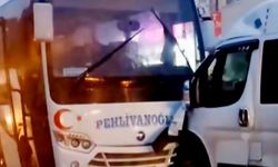 İşçi servisleri kafa kafaya çarpıştı!