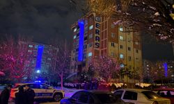 Karnesinde zayıf olan öğrenci yaşamına son verdi