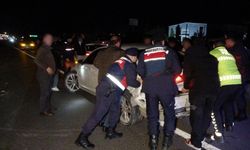 Alkollü ve ehliyetsiz sürücüler zincirleme kazaya sebep oldu