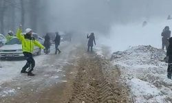 Jandarma ekipleri çocukların neşesine ortak oldu