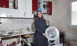 Eşinin kaldığı evi basıp eşyaları parçaladı!