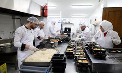 90 bin kişilik iftar yemeği Büyükşehir kazanlarında pişiyor