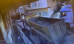 Kayan kamyonu durdurmaya çalışırken hayatını kaybetti