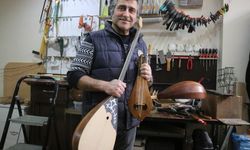 Çocukluğundan beri notalara şekil veriyor