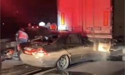 Tıra arkadan vuran otomobil kazasında 1 yaralı