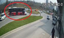 Halk otobüsü ile otomobilin çarpıştığı kazada 9 yaralı