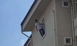 Yurdun penceresinden atlayan genç hayatını kaybetti