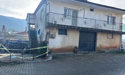 Boşanma aşamasındaki eşini ve ailesini katletti