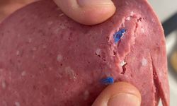 Ünlü markanın salamında yabancı madde iddiası