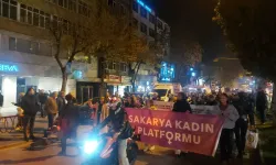 Sakaryalı kadınlar meydanlara iniyor