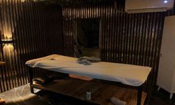 Masaj salonlarına baskın!