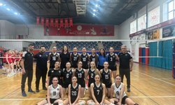 Serdivan’ın Sultanları şampiyonluk yolunda!