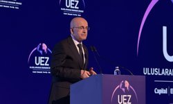 Bakan Şimşek: "Vatandaşlarımızın yastık altında 640 milyar doları olduğu tahmin ediliyor"