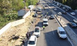 Feci tır kazasında ölü ve  yaralılar var
