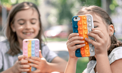 15 yaş altına sosyal medya yasaklandı